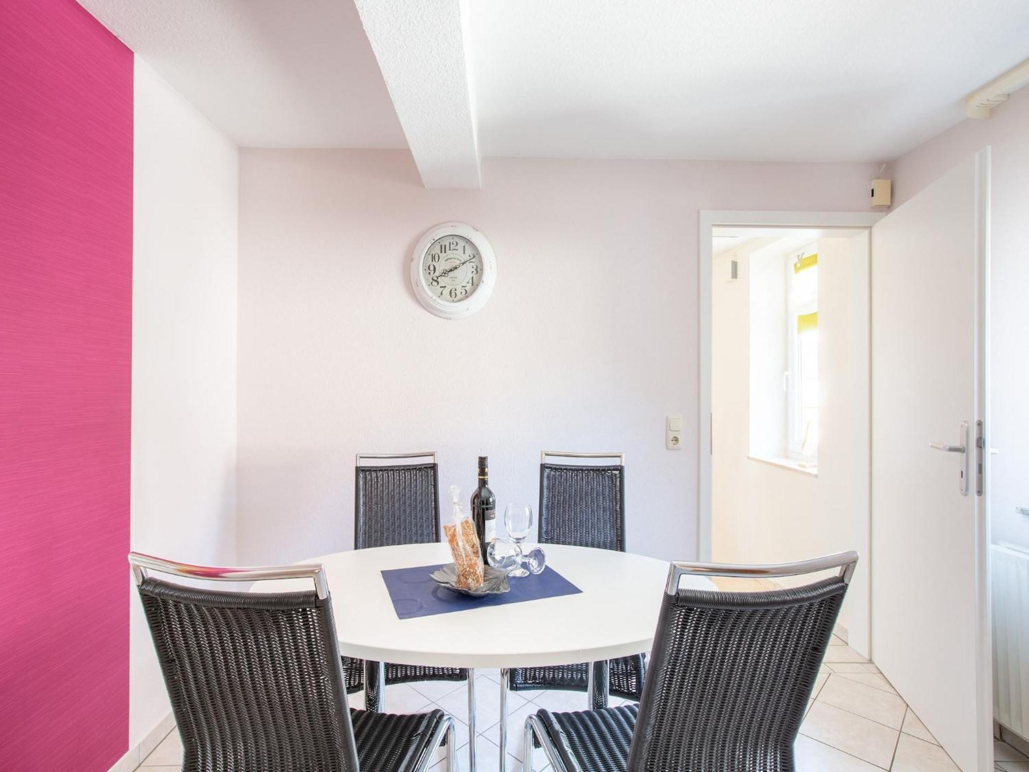 Delightful Holiday Home In Battenberg Near Forest Exterior foto